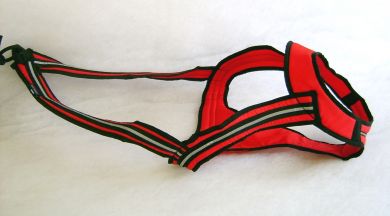 Zuggeschirr Faster (V-Back) rot M